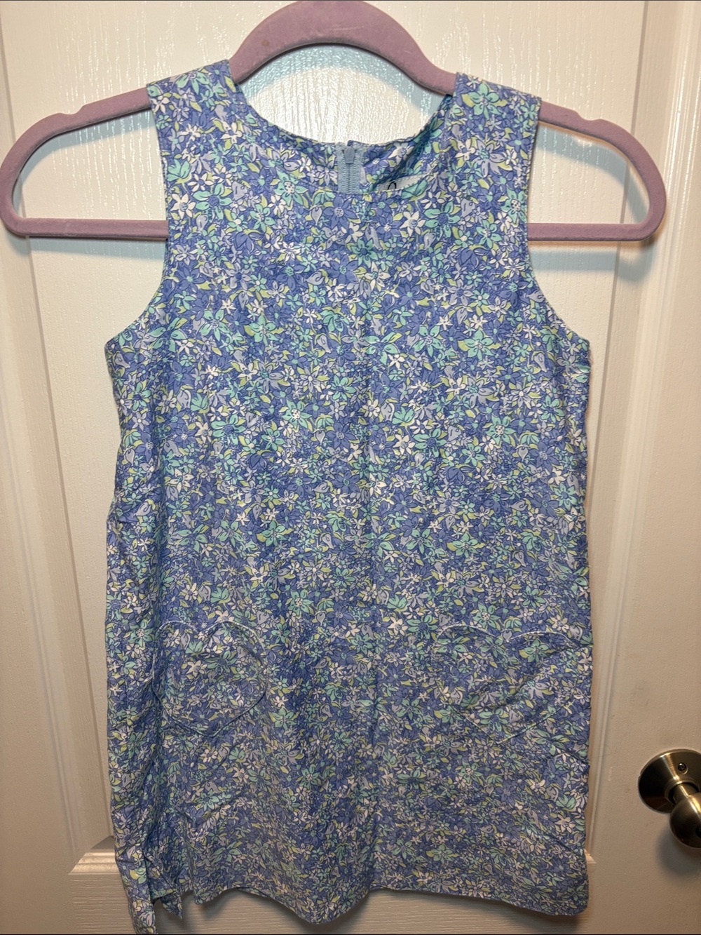 Lilly Pulitzer Blue Floral Sleeveless Button-Back Shirt
